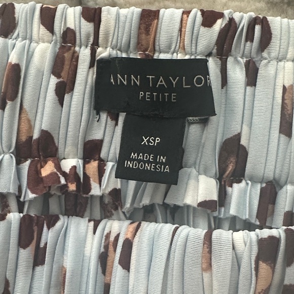 Ann Taylor White and Brown Pleated A-Line Skirt - Picture 2 of 8